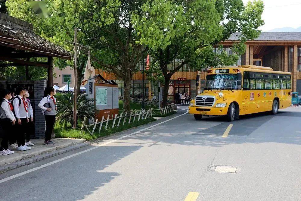 兒童友好|童心童行共享美好，校車提質(zhì)擴(kuò)面運行，助力兒童友好城區(qū)建設(shè)！