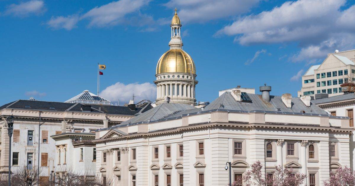 美國(guó)新澤西州眾議會(huì)通過(guò)法案 校車全面電動(dòng)化