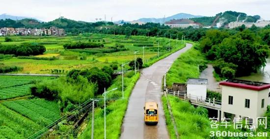 在連州,宇通校車守護5600多個孩子的上學路 3.jpg