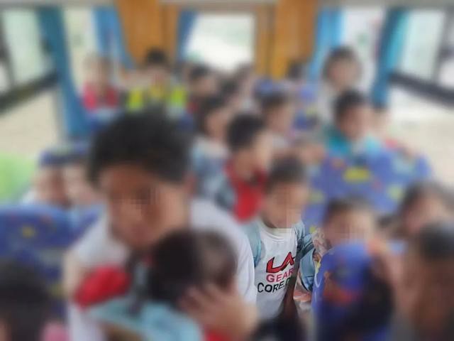 打非治違|嚴重超員,六枝一校車司機、園長涉危險駕駛罪被判刑! 打非治違|嚴重超員,六枝一校車司機、園長涉危險駕駛罪被判刑!