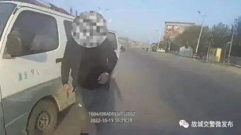 校車違法沒有“下不為例”! 圖片