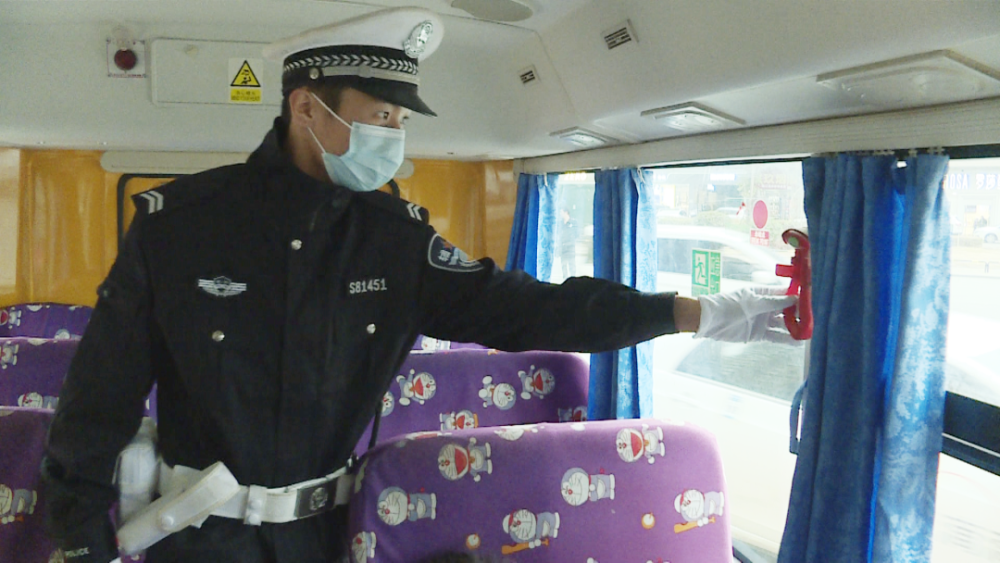 校車整治專項行動 為孩子撐起安全“保護傘” 校車整治專項行動 為孩子撐起安全“保護傘”