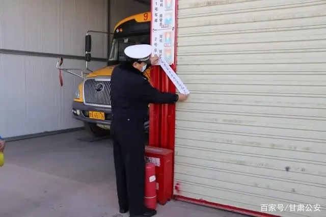 校車安全教育會暨寒假期間校車封存工作/ 校車安全教育會暨寒假期間校車封存工作