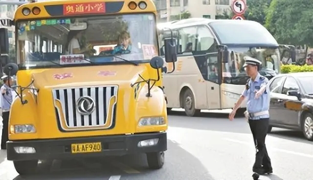 廣州市校車安全管理規定/ 廣州市校車安全管理規定