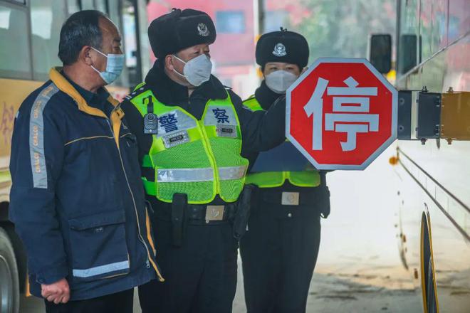 【豫筑平安】護校安園,河南交警在行動! 【豫筑平安】護校安園,河南交警在行動!
