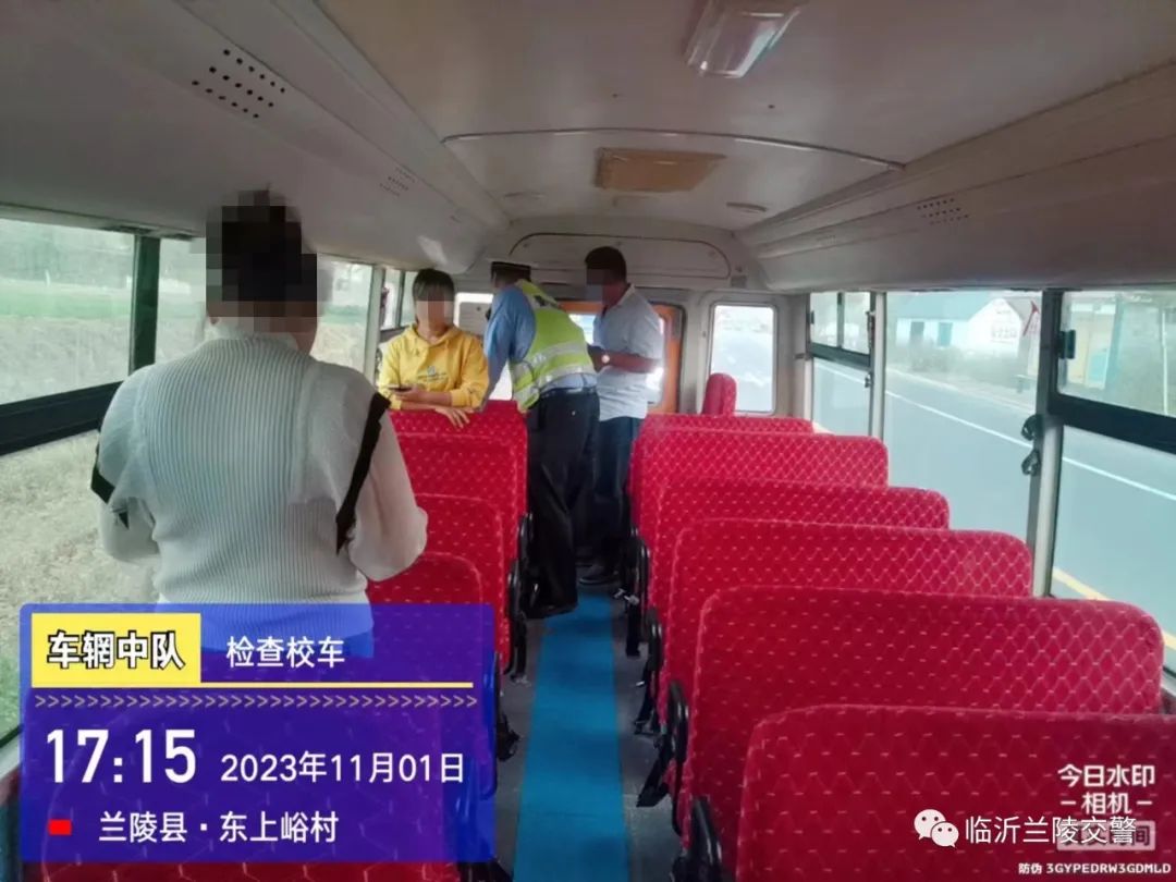 關注校車安全,呵護祖國“花朵” 圖片