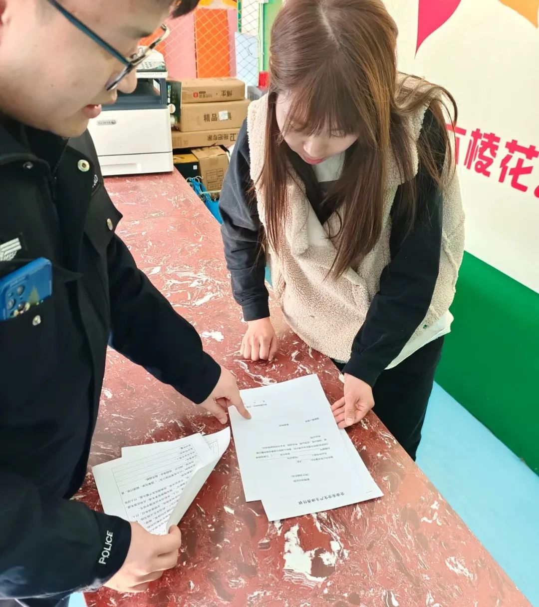 大廠交警開展校車安全大檢查,擰緊校車出行“安全閥” 圖片