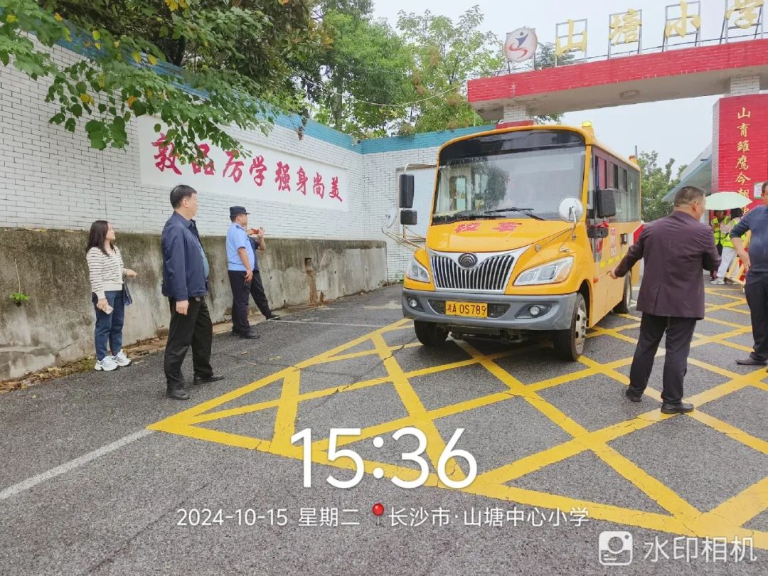 望城區多部門聯動開展校車聯合執法檢查行動/ 圖片