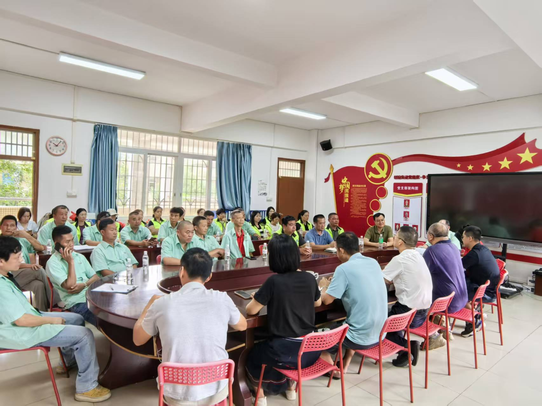 新學期,佛汽校車準備好了! 新學期,佛汽校車準備好了!