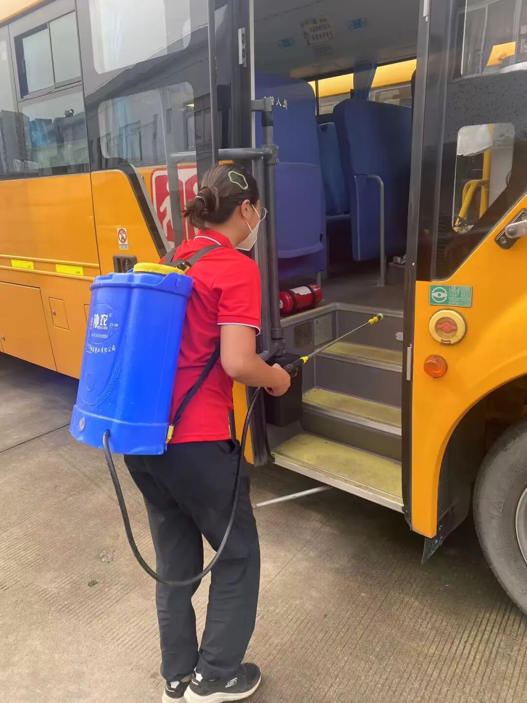 新學期,佛汽校車準備好了! 新學期,佛汽校車準備好了!