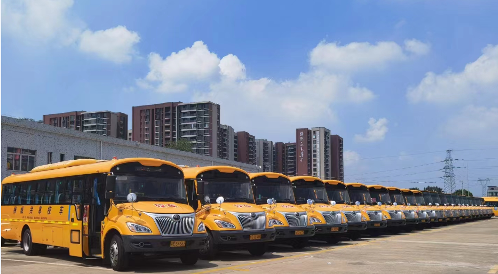 新學期,佛汽校車準備好了! 新學期,佛汽校車準備好了!