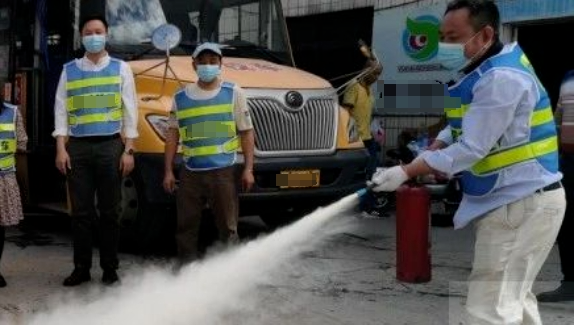 【沈家中學,中心校-安全】學生乘坐校車安全指南 圖片