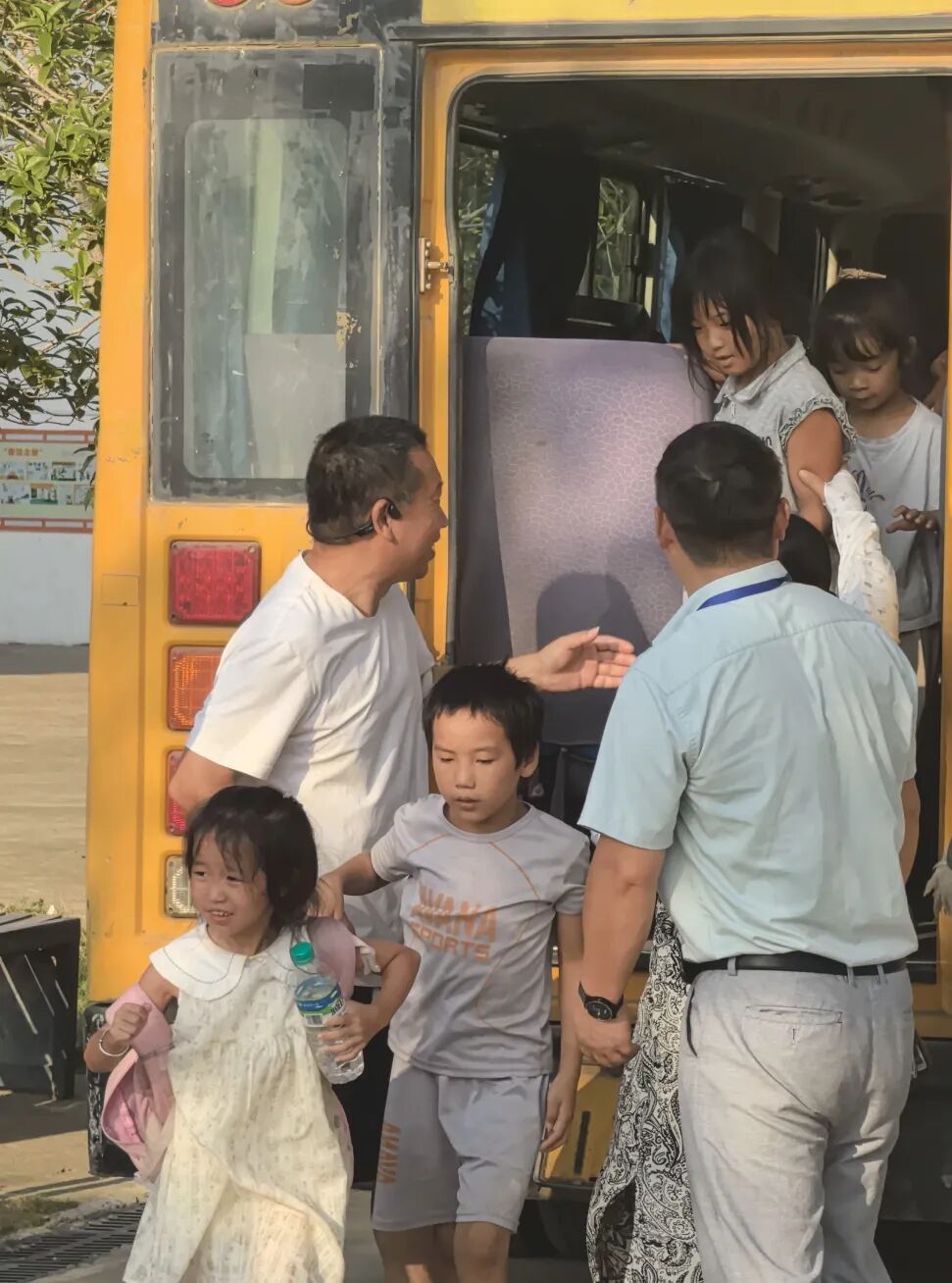 以練筑安全,守護上學路——古埠鎮中心小學開展校車安全應急演練 以練筑安全,守護上學路——古埠鎮中心小學開展校車安全應急演練
