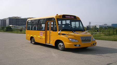 小學(xué)生校車安全檢查該如何進行？