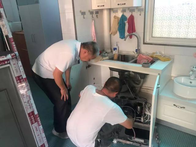 愛的護(hù)航:開封市教育系統(tǒng)幼兒園開學(xué)前后勤保障工作 愛的護(hù)航:開封市教育系統(tǒng)幼兒園開學(xué)前后勤保障工作