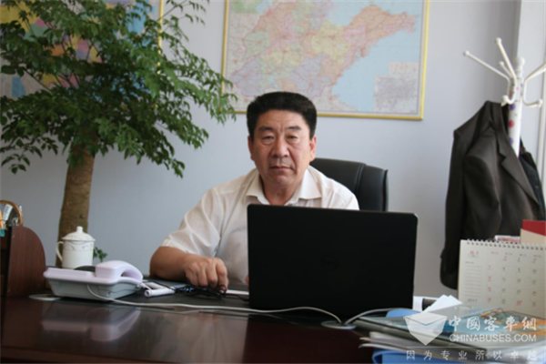 以安全的名義!臨沭統一校車公司的“宇通情結” 以安全的名義!臨沭統一校車公司的“宇通情結”