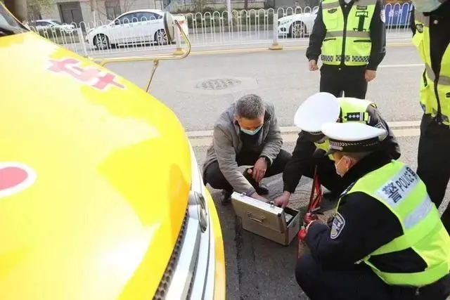 入企業,進學校 武漢交警多維度開展校車大治理 入企業,進學校 武漢交警多維度開展校車大治理