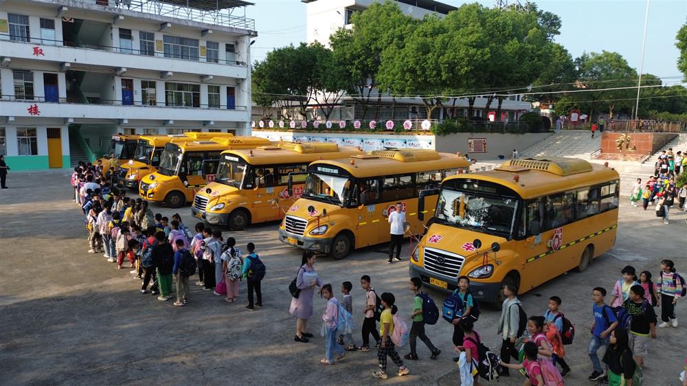 寧遠：校車安全無小事 筑牢學生交通安全線