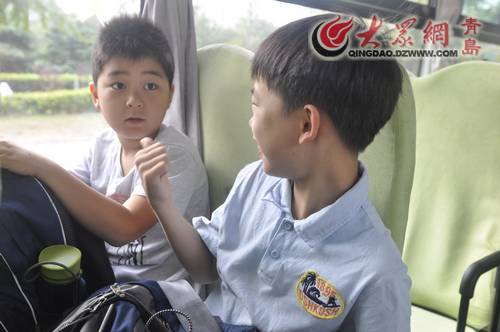 國(guó)際無車日探班青島專業(yè)校車 家長(zhǎng)學(xué)生都夸好