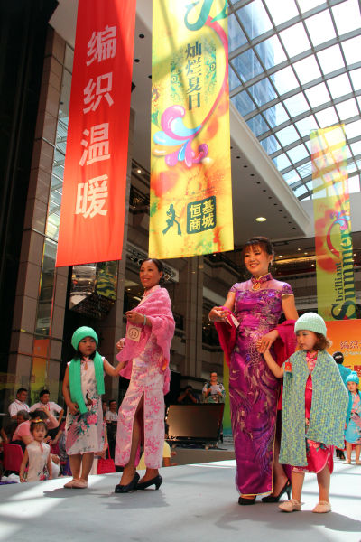 公益編織節:精心編織為西藏阿里愛心校車/