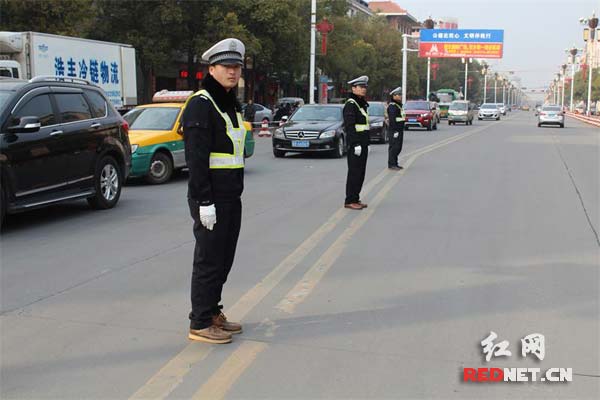 安鄉：嚴格元旦路面整治 嚴查過往校車、私家車等