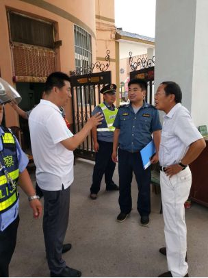 對“黑校車”說不！ 河南衛輝市開展黑校車專項整治活動