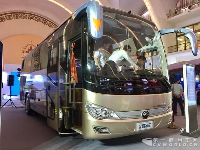 智能化與高端化產品亮相 宇通打響道路運輸第一槍 智能化與高端化產品亮相 宇通打響道路運輸第一槍
