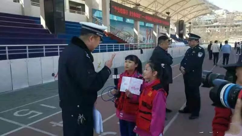 安暢行動|一大隊多措并舉加大校園校車交通安全管理 安暢行動|一大隊多措并舉加大校園校車交通安全管理