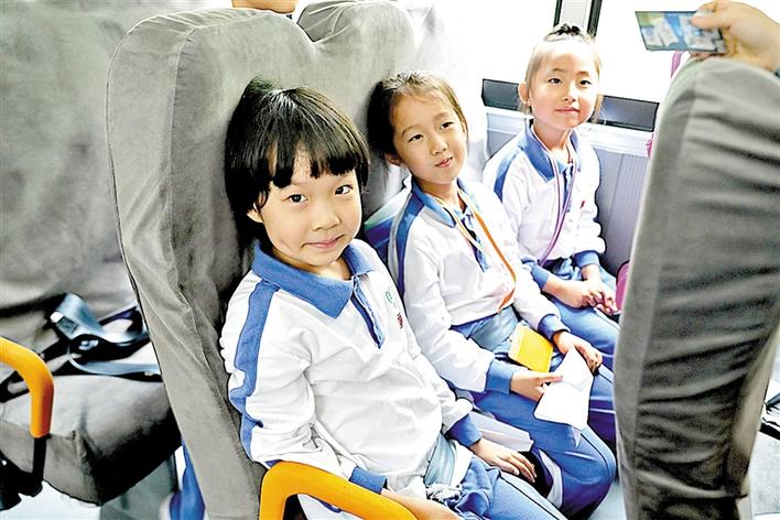 書記信箱:校車是否安全 一個按鍵讓家長放心 書記信箱:校車是否安全 一個按鍵讓家長放心