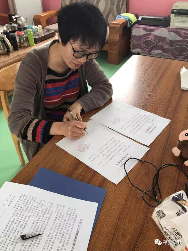 新野公安：交警大隊組織開展校車安全隱患排查整治行動