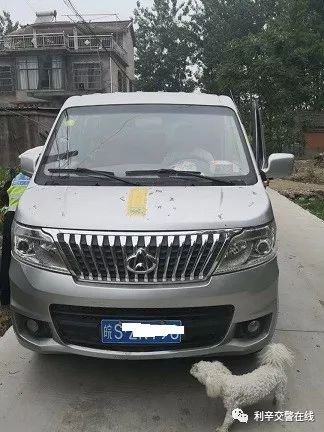 利辛交警,超員“黑校車”重治沒(méi)商量 利辛交警,超員“黑校車”重治沒(méi)商量