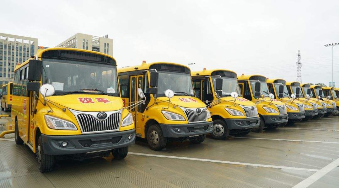 關于校車長期停放后首次使用提醒