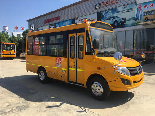 杜絕校車悲劇 應建立學區主導運營的校車體系