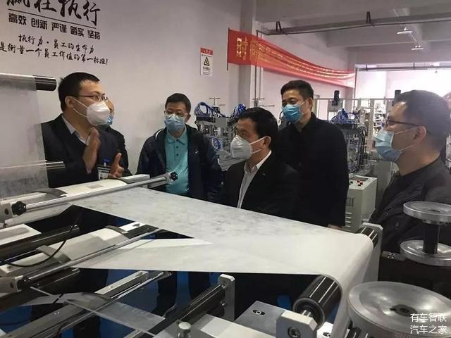 五菱車間造口罩 比亞迪投產(chǎn)消毒水 抵抗疫情汽車人還在行動！