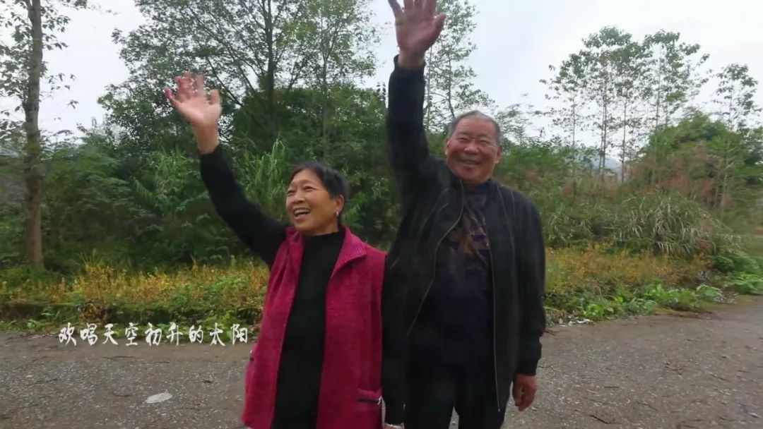 四川廣安引進46輛校車“解決農村幼兒入園乘車難”問題 四川廣安引進46輛校車“解決農村幼兒入園乘車難”問題