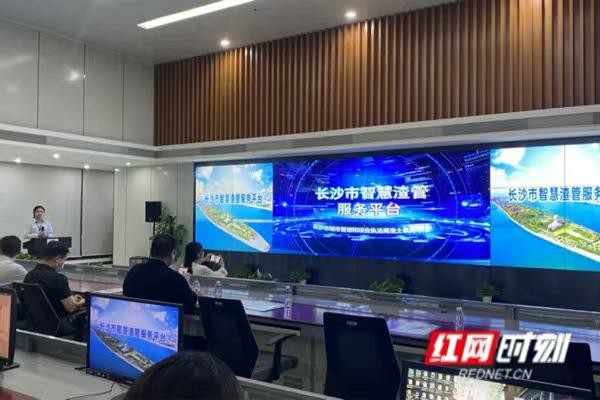 治頑記丨北斗系統巡校車、“一車一碼”查渣土車,科技助力長沙治頑 治頑記丨北斗系統巡校車、“一車一碼”查渣土車,科技助力長沙治頑