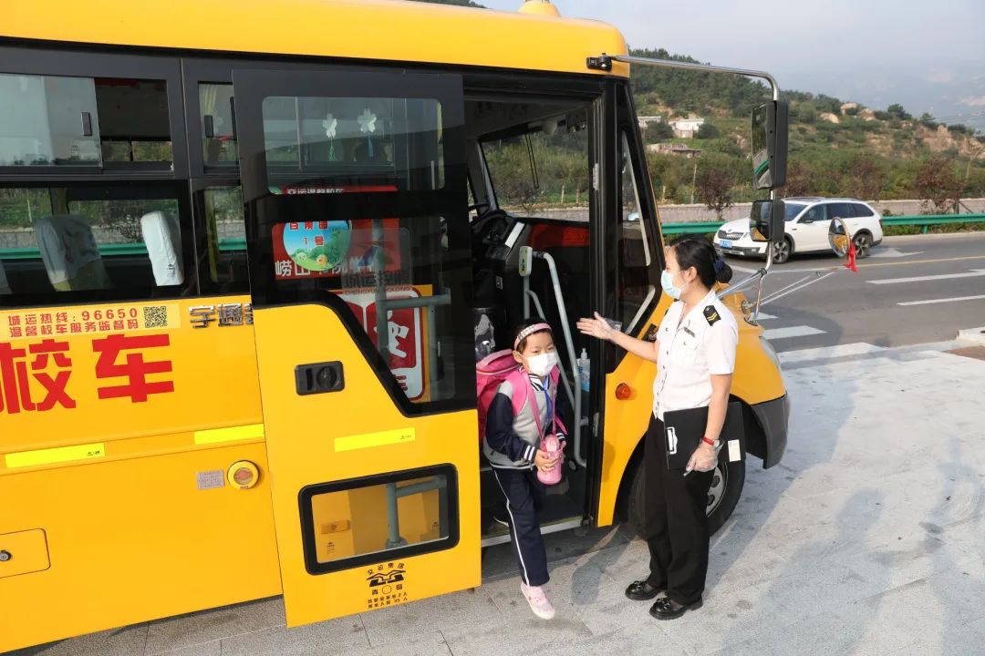 決勝百日|校車開進大山深處 溫暖學生求學路 決勝百日|校車開進大山深處 溫暖學生求學路