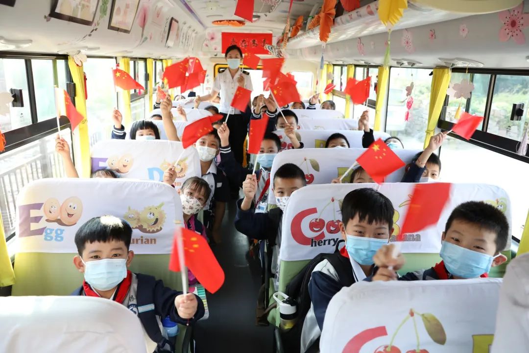 決勝百日|校車開進大山深處 溫暖學生求學路 決勝百日|校車開進大山深處 溫暖學生求學路