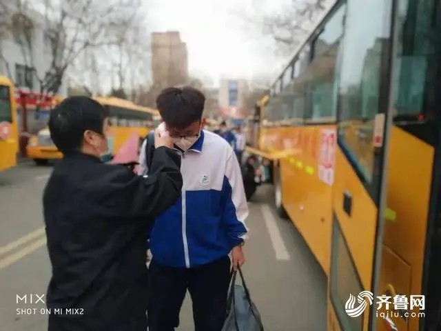 寧陽縣中小學恢復線下教學 90輛交運校車恢復常態化運行 寧陽縣中小學恢復線下教學 90輛交運校車恢復常態化運行