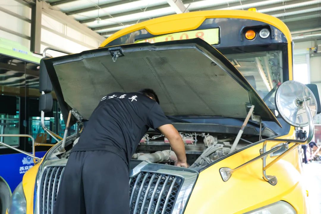 校車“大體檢” ,守護(hù)平安上學(xué)路 校車“大體檢” ,守護(hù)平安上學(xué)路