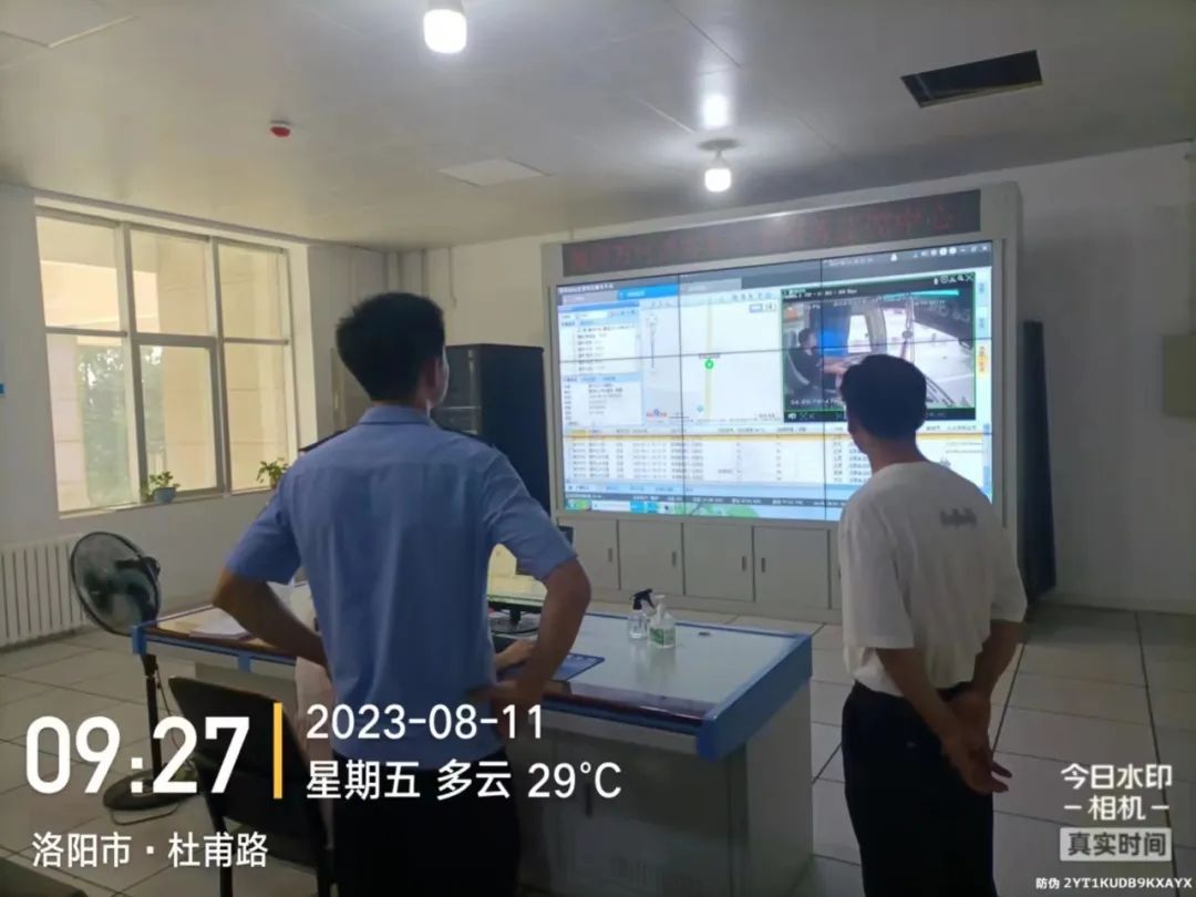 平安護夏丨抓源頭 除隱患 防事故 偃師交警開展客貨校車大宣傳大檢查 圖片