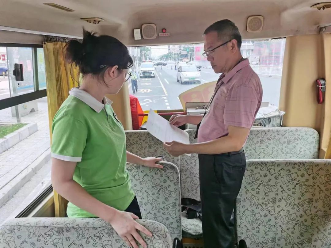 嚴把校車“體檢關” 護航學生“平安路” 圖片