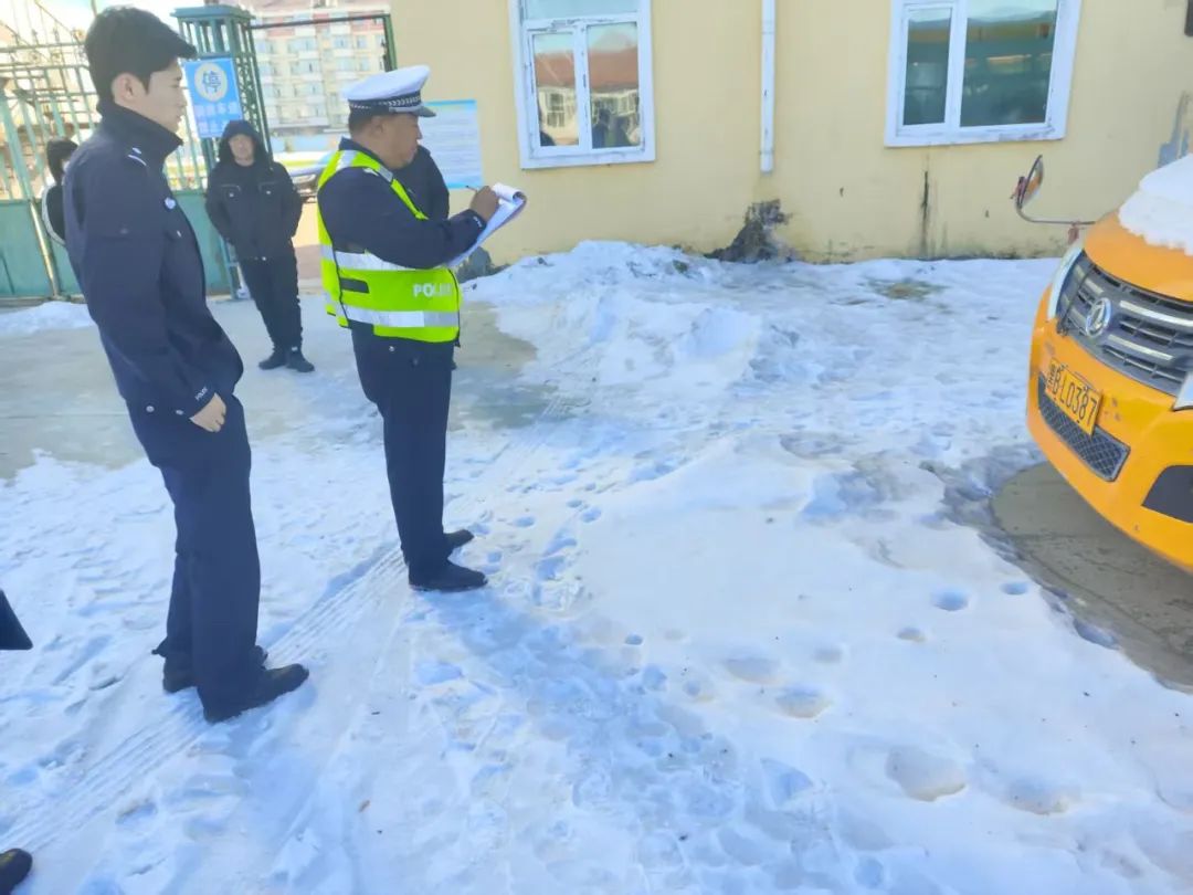 【文明實踐】龍江縣七棵樹鎮開展“保障校車安全 守護學生成長”文明實踐活動 【文明實踐】龍江縣七棵樹鎮開展“保障校車安全 守護學生成長”文明實踐活動