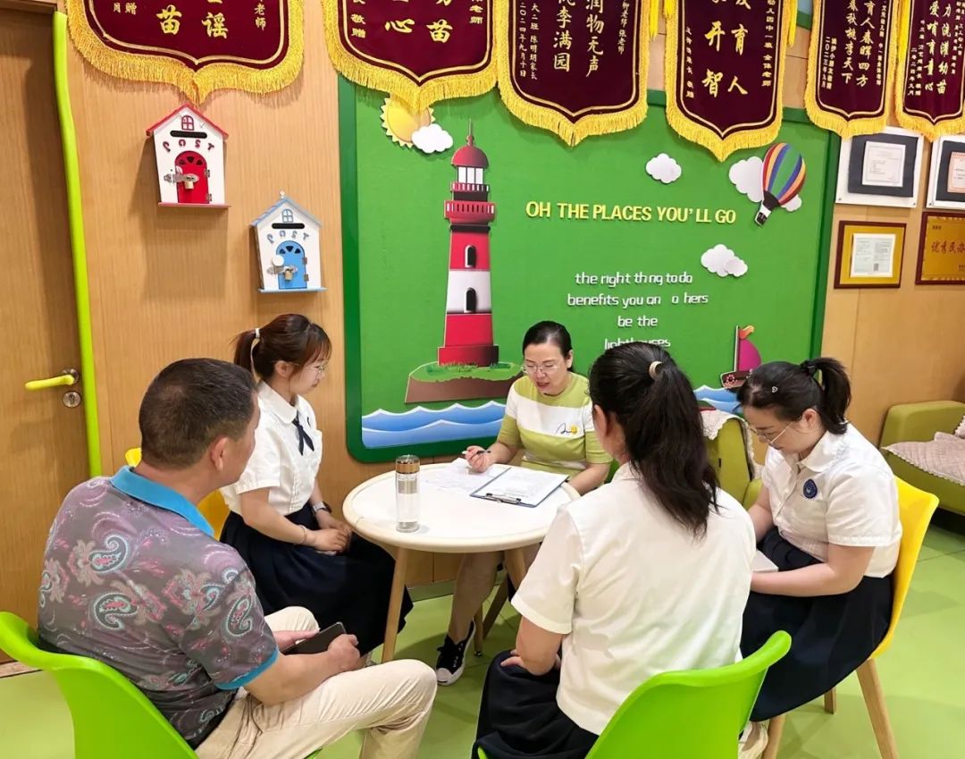 【安全演練】安全乘校車·平安伴我行——寶莉星·艾兒幼兒園2025年校車安全應(yīng)急演練活動(dòng) 圖片