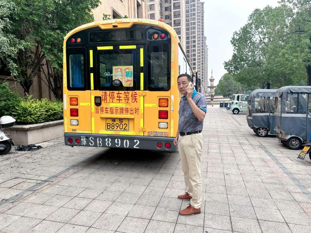 【安全演練】安全乘校車·平安伴我行——寶莉星·艾兒幼兒園2025年校車安全應(yīng)急演練活動(dòng) 圖片