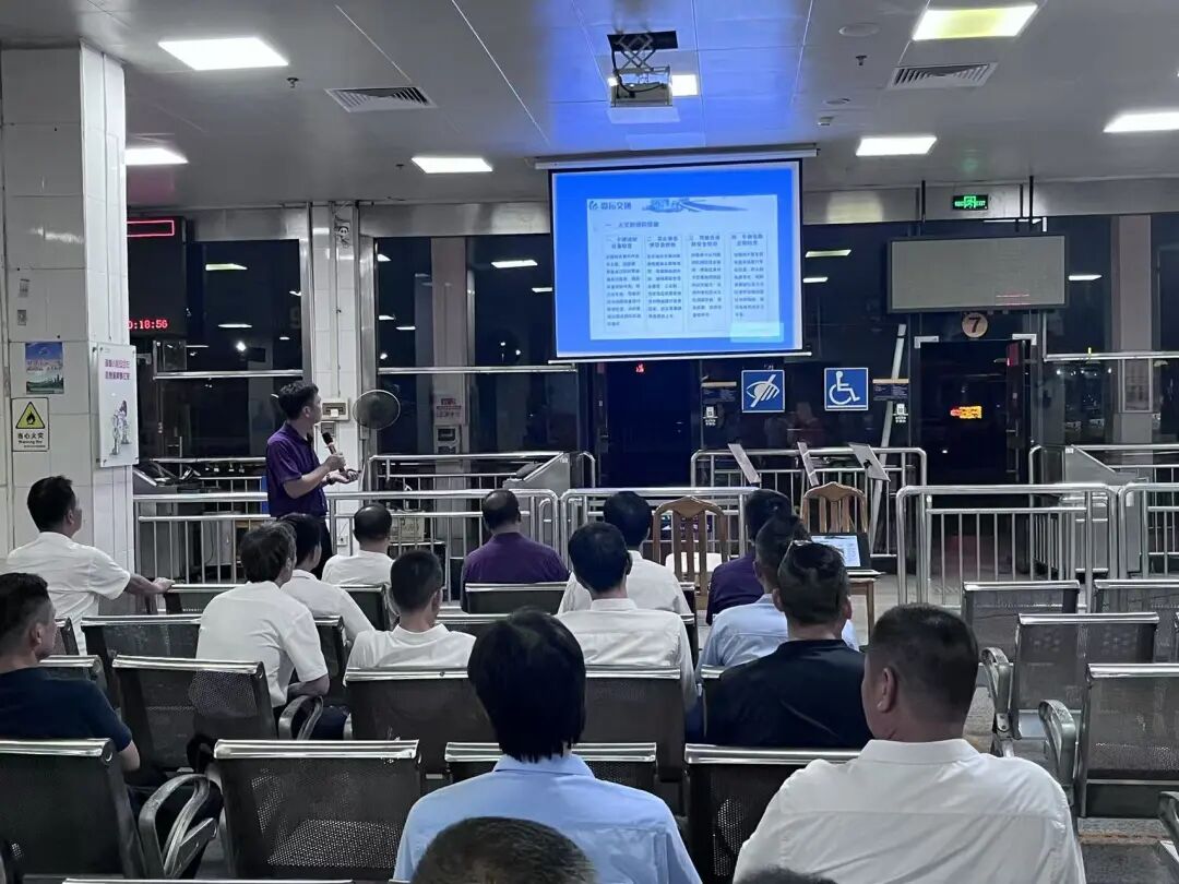 開學倒計時！三水運發開展校車安全檢查，護航學生平安“上學路”