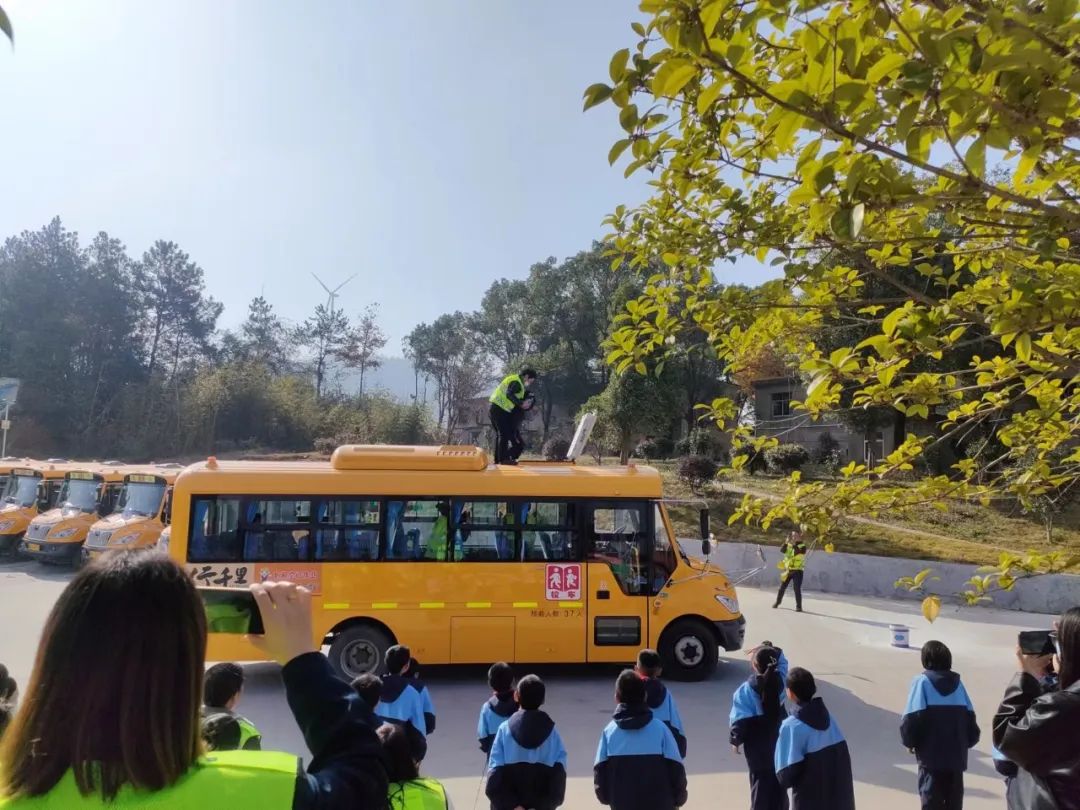 安全演練不松懈 校車安全伴我行