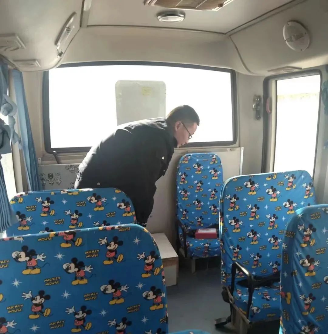 資溪交警開展冬季校車安全大檢查