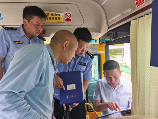 區縣動態 | 德江:部門合力筑牢校車安全屏障 圖片