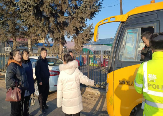 建立聯檢聯查機制,筑起校園安全屏障 圖片